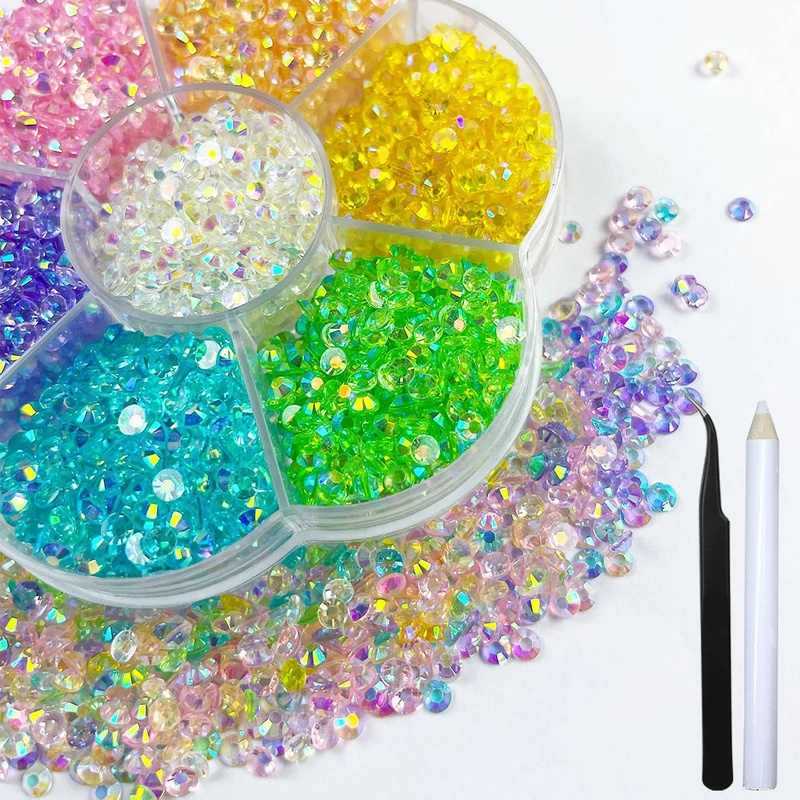 Beauty Gems Makeup - 3920個入りABレジン製フラットバックラインストーン、3mmネイルアート用宝石、7グリッド収納ボックス付き、カラフルなクリスタルビーズ、フェイスメイク、DIY用