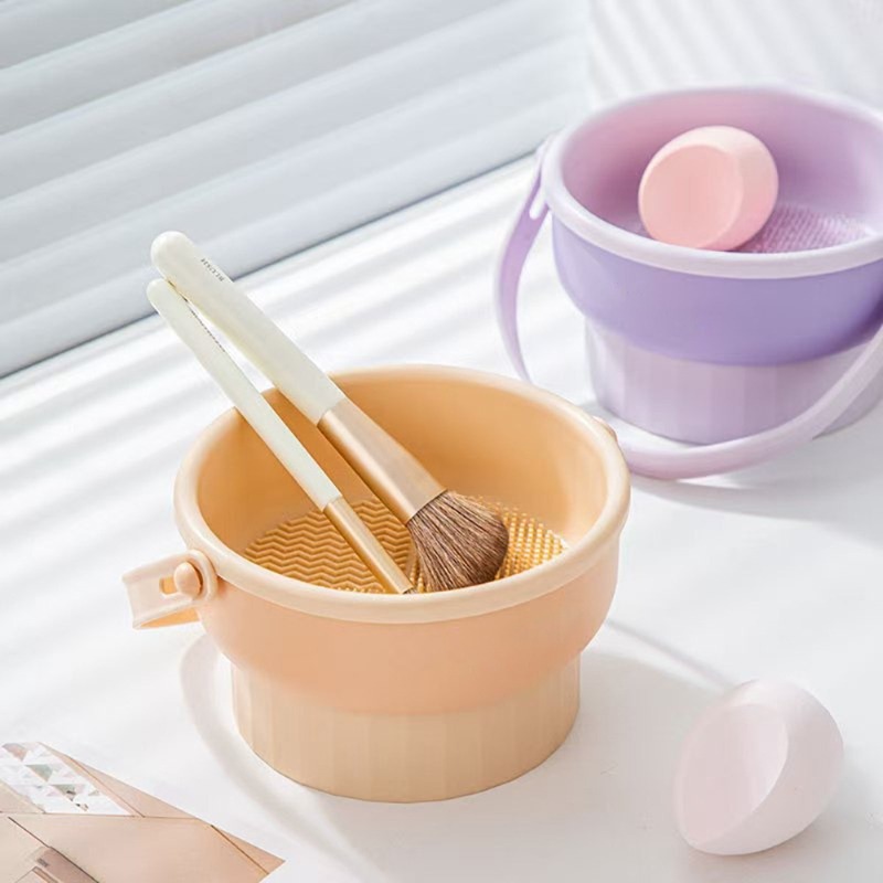 シリコン製メイクブラシ洗浄ボール、乾燥機付きビューティーエッ - Makeup Brush Set のレビューと価格