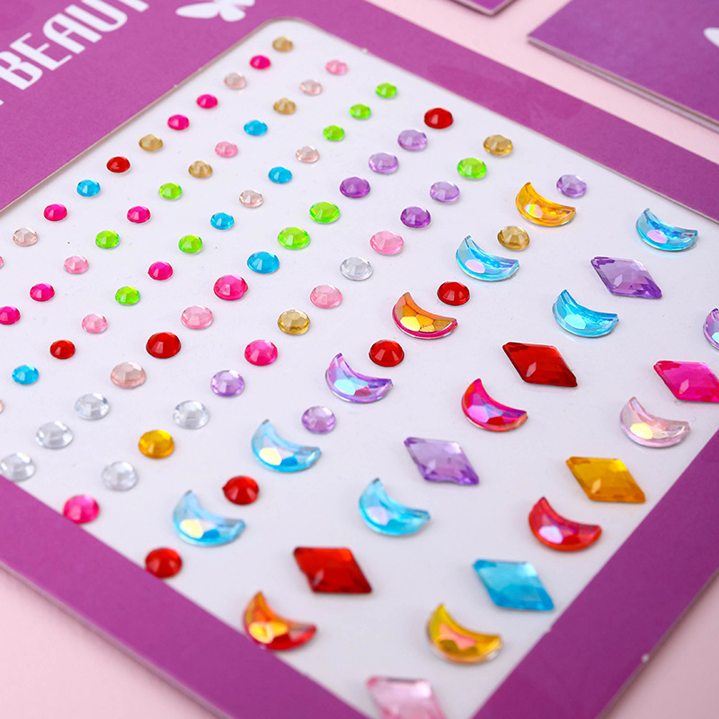 ホットセール中！フェイスジェムステッカー、粘着式防水ティアド - Beauty Gems Makeup のレビューと価格